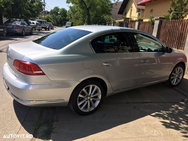 Volkswagen Passat 2.0 TDI Blue TDI DSG Comfortline - 5