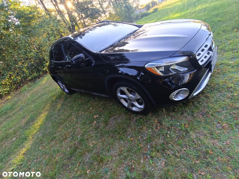 Mercedes-Benz GLA 250 4-Matic AMG Line - 4