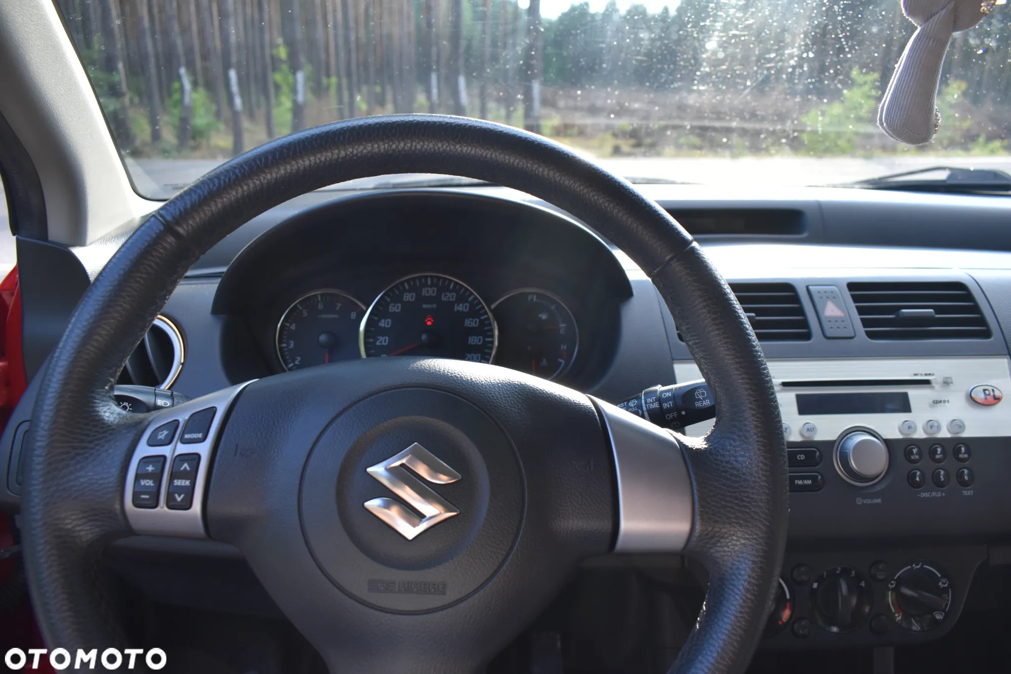Suzuki Swift - 10
