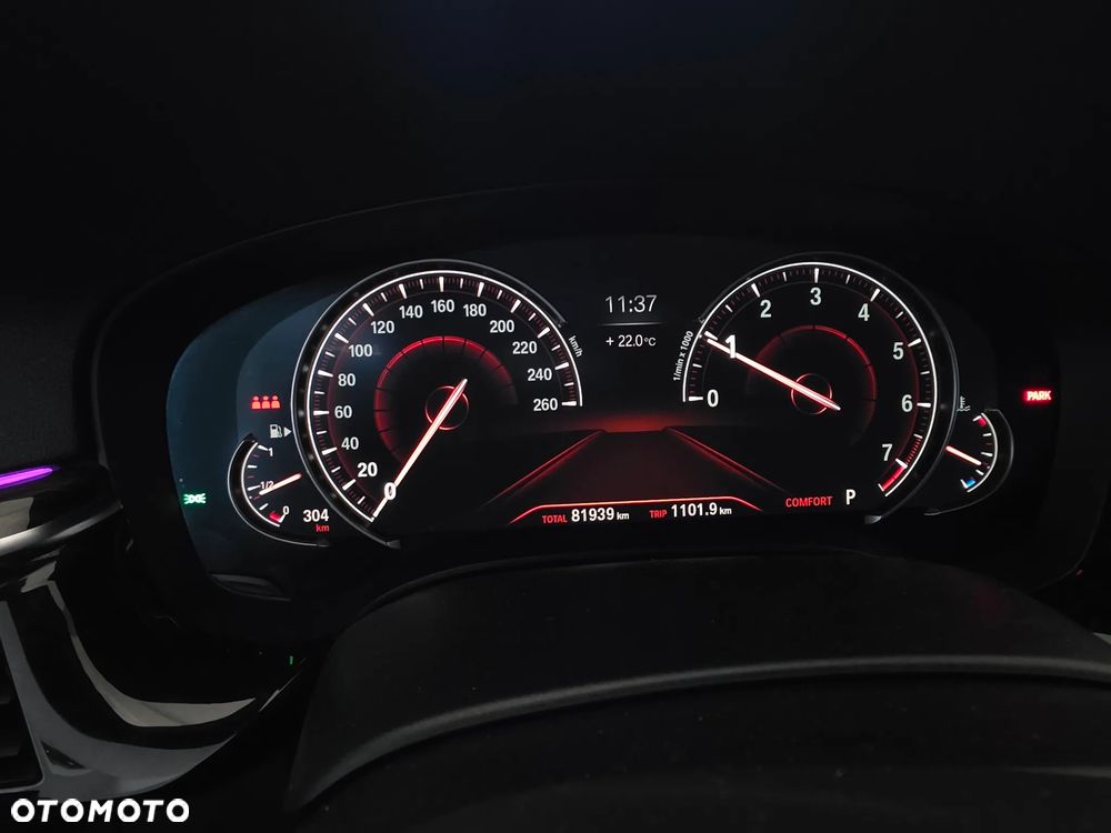 BMW Seria 5 530i M Sport Edition - 22
