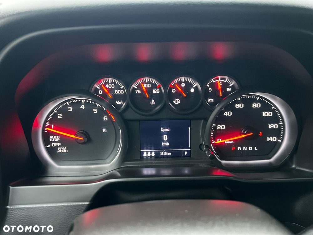 Chevrolet Silverado - 18