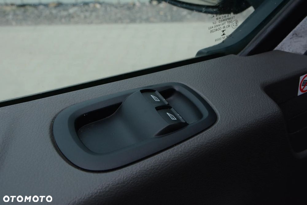 Ford Transit - 11