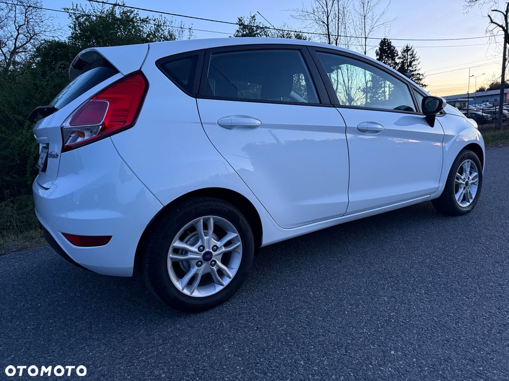 Ford Fiesta 1.5 TDCi St&St SYNC Edition - 14