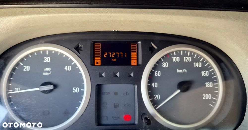 Opel Vivaro - 37