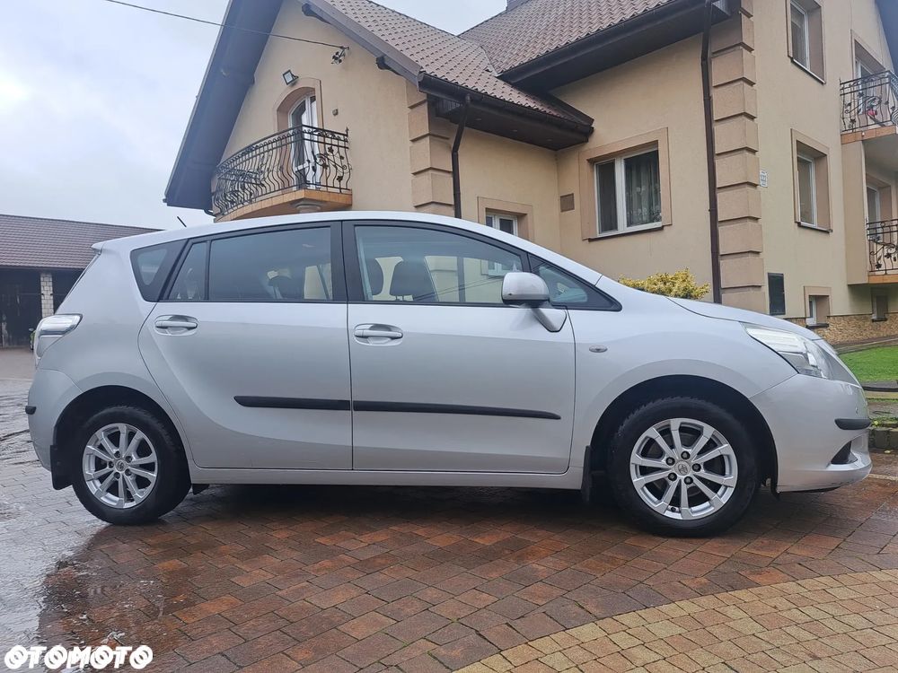 Toyota Verso 1.8 5-Sitzer Edition S+ - 4