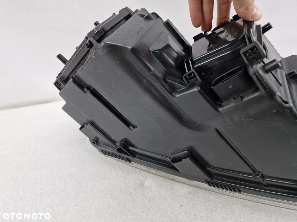 AUDI A8 D3 / D3 LIFT 02-08 LEWA ZWYKŁA LAMPA PRZEDNIA PRZÓD SOCZEWKA , NR AUKCJI LA518 - 12