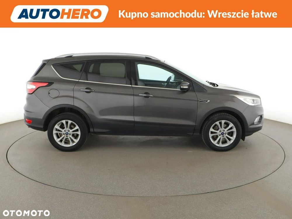 Ford Kuga 2.0 TDCi 2x4 Titanium - 10