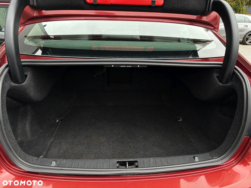 Volvo S60 D4 Geartronic Summum - 33