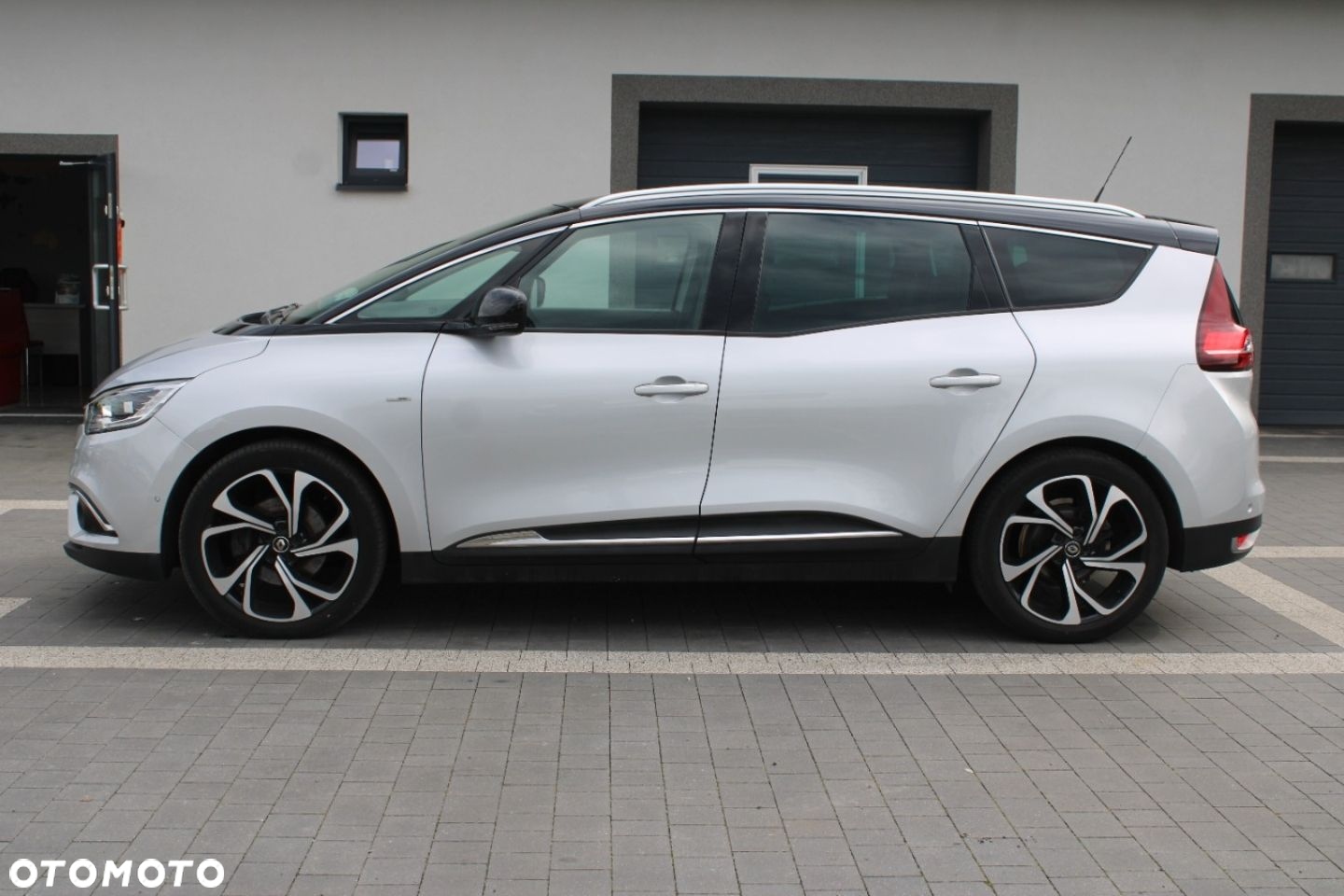 Renault Scenic - 4