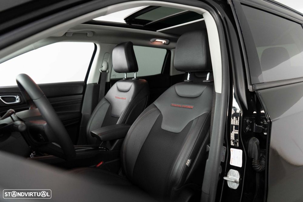 Jeep Compass - 9