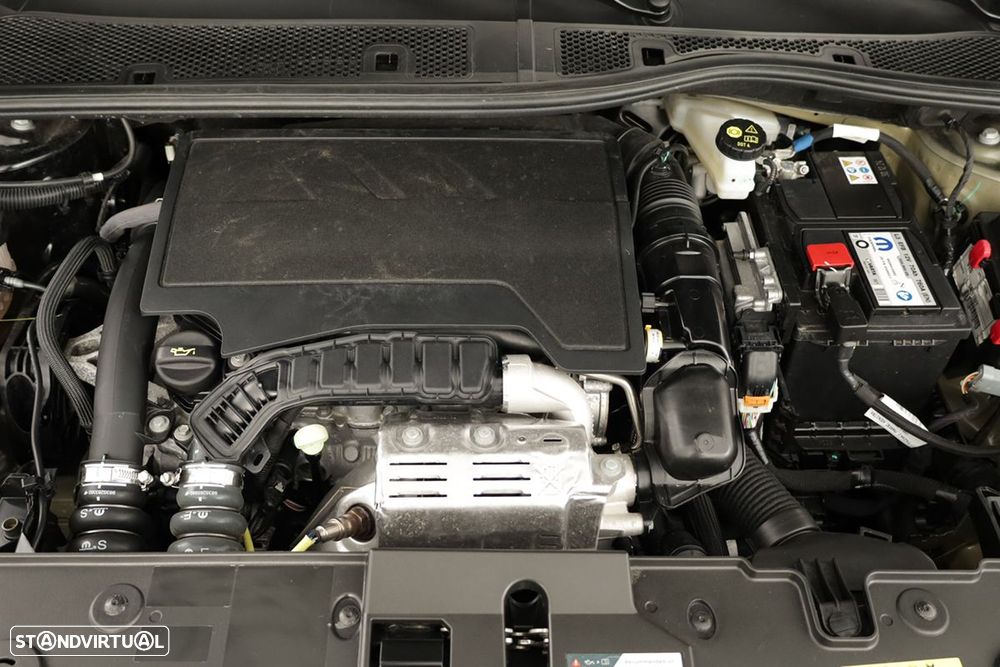 Peugeot 208 1.2 PureTech Style - 26