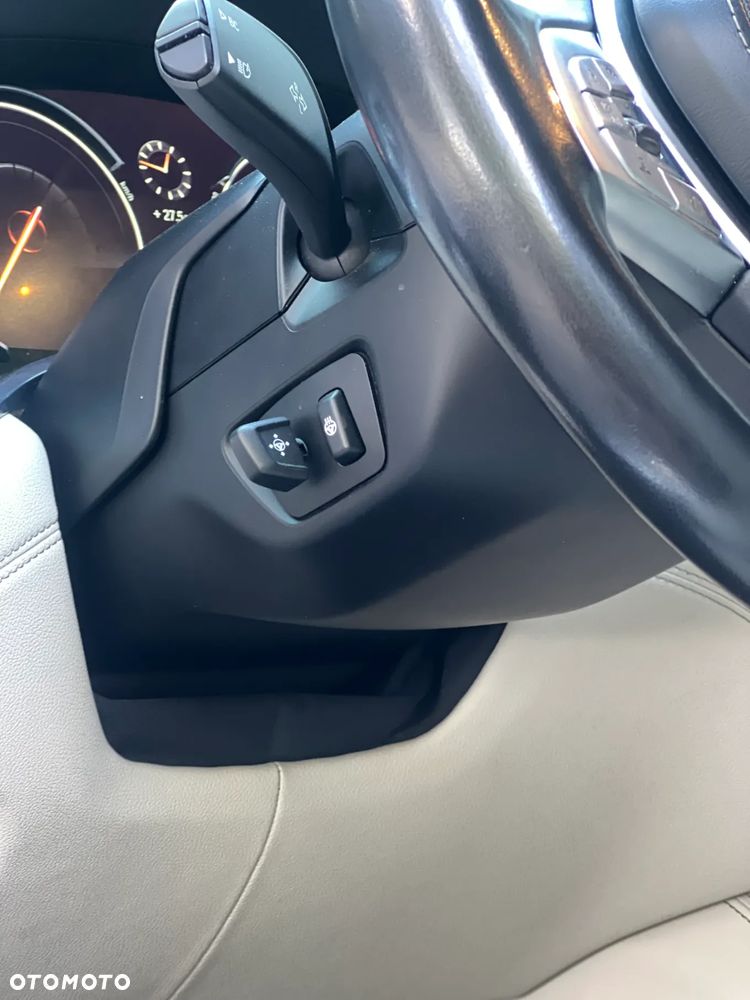 BMW Seria 7 750Li xDrive Edition Exclusive - 31