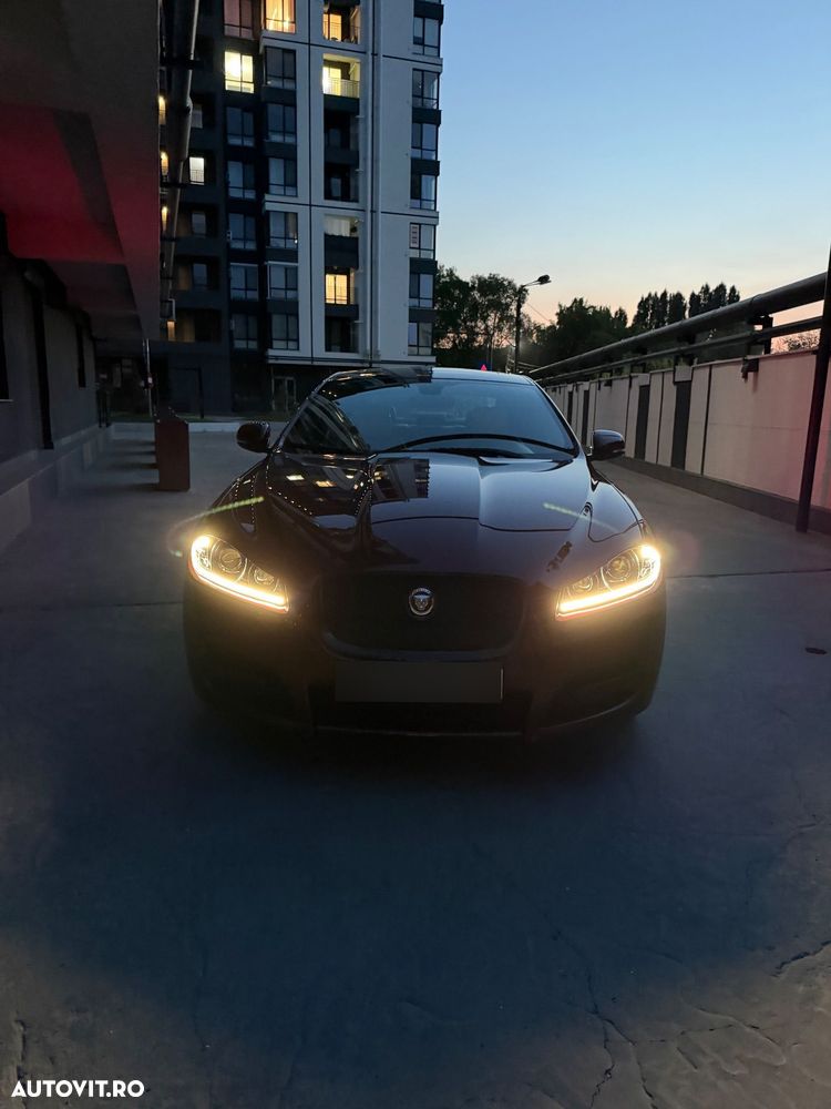 Jaguar XF 3.0 AWD Premium Luxury - 13