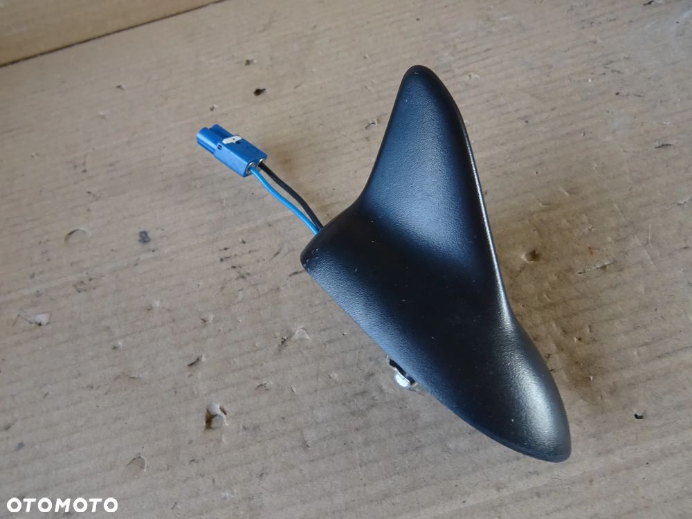 ANTENA DACHOWA PŁETWA REKIN OPEL INSIGNIA RADIO NAVI 600 DVD 800 900 - 2