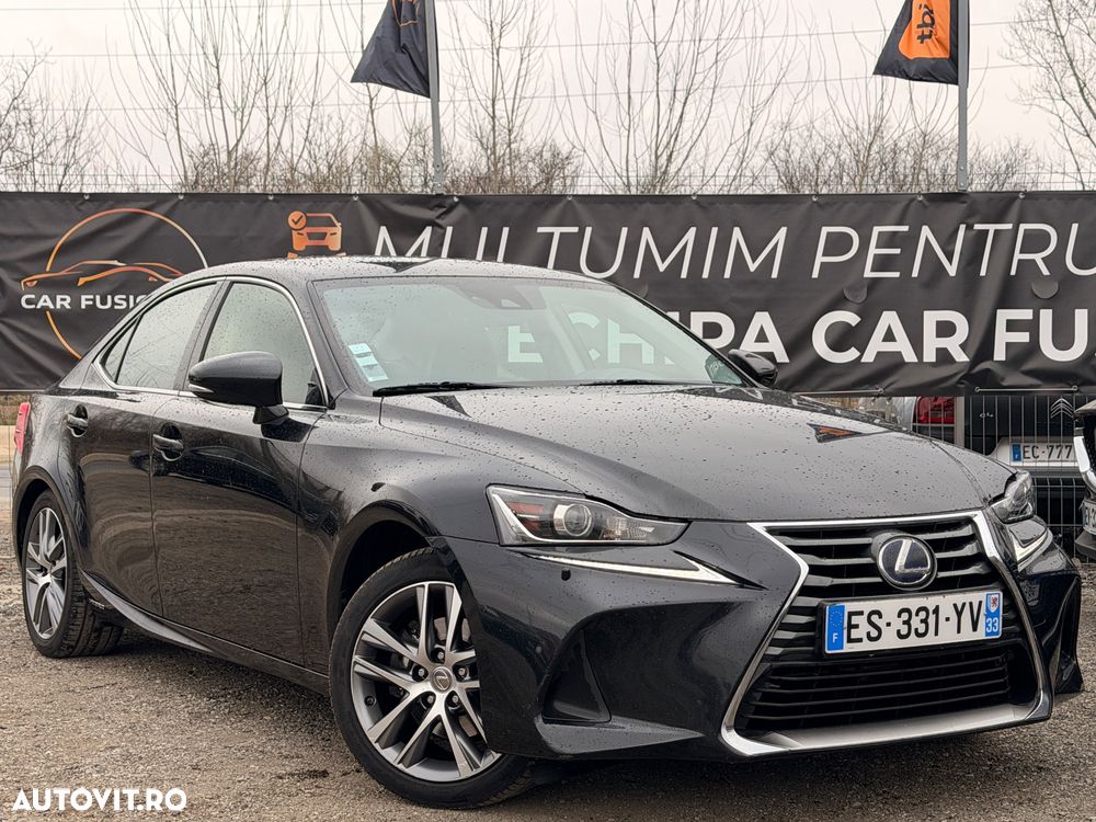Lexus Seria IS Luxury Line - 2