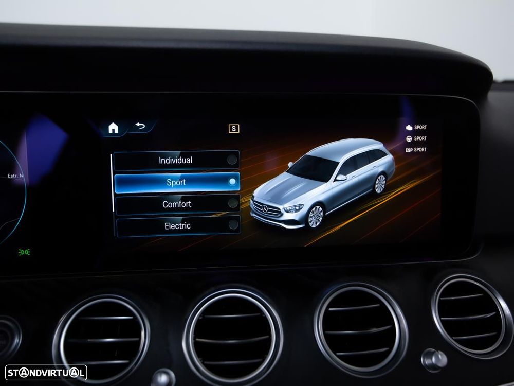 Mercedes-Benz E 300 de T 9G-TRONIC AMG Line - 32