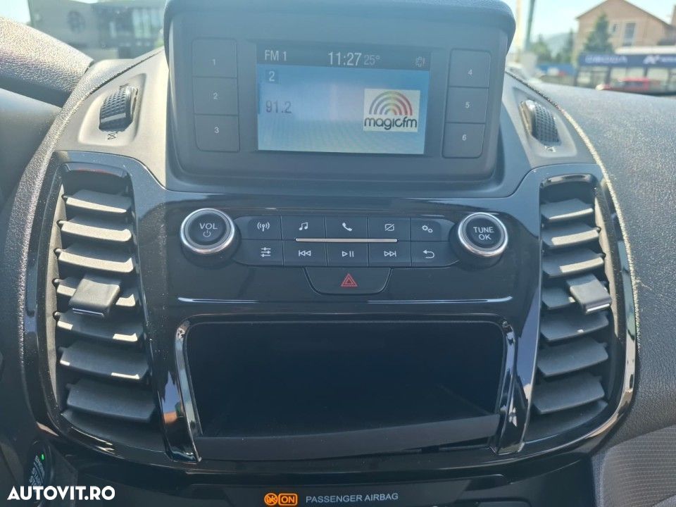 Ford Tourneo Connect - 18