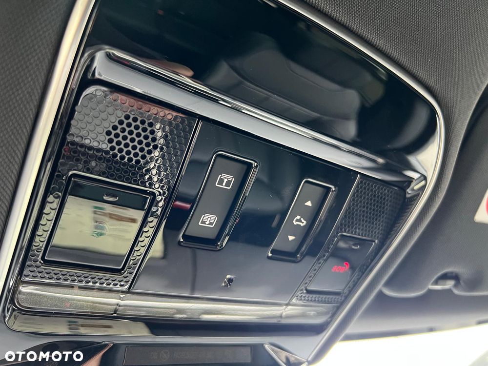 Land Rover Range Rover Sport S 3.0 D250 mHEV Dynamic SE - 9