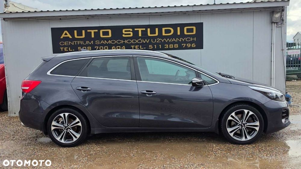 Kia Ceed 1.6 CRDi GT Line - 32
