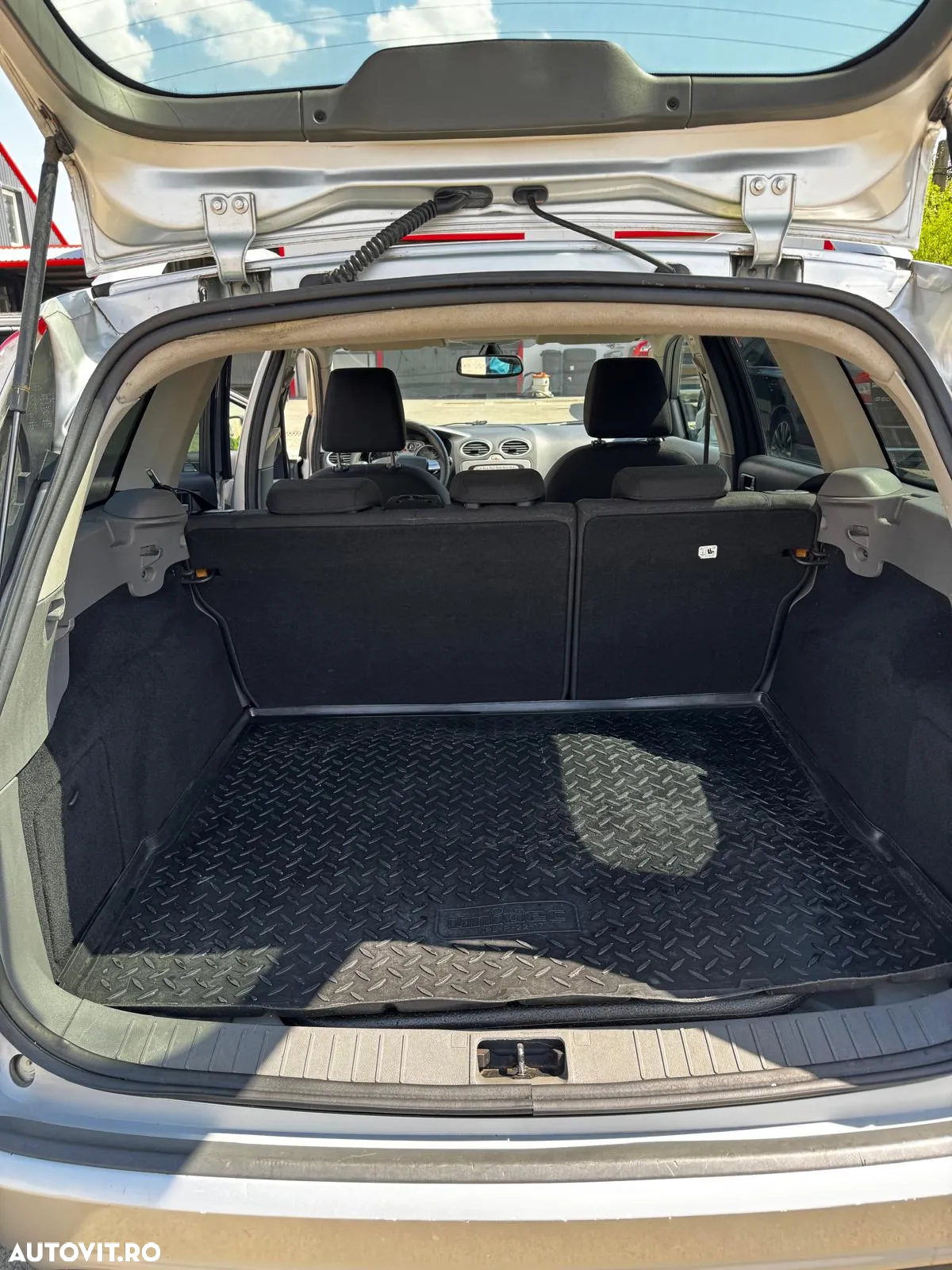Ford Focus 1.6 16V Silver Magic - 12