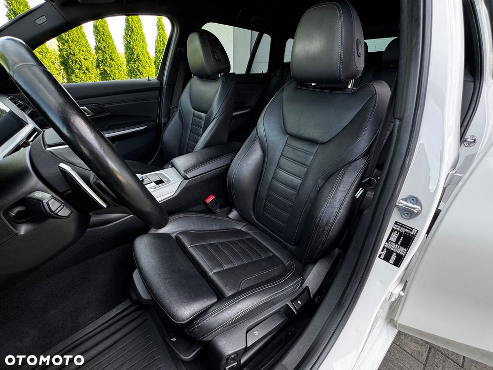 BMW Seria 3 330d MHEV Sport Line sport - 17