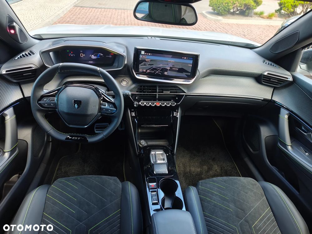 Peugeot 2008 PureTech mHEV GT Exclusive e-DCS6 - 18