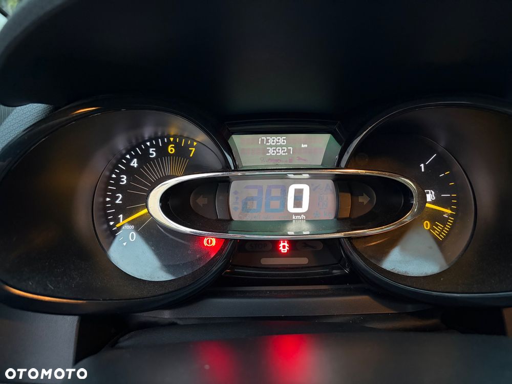 Renault Clio 1.2 16V Zen - 12