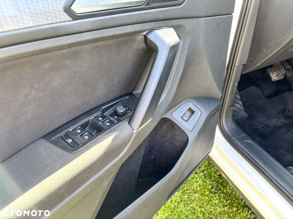 Volkswagen Tiguan 2.0 TDI SCR Life DSG - 10