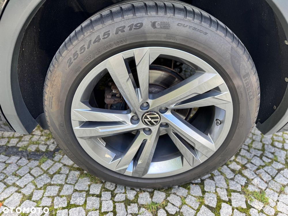 Volkswagen Tiguan Allspace 2.0 TDI SCR 4Motion DSG R-Line - 12