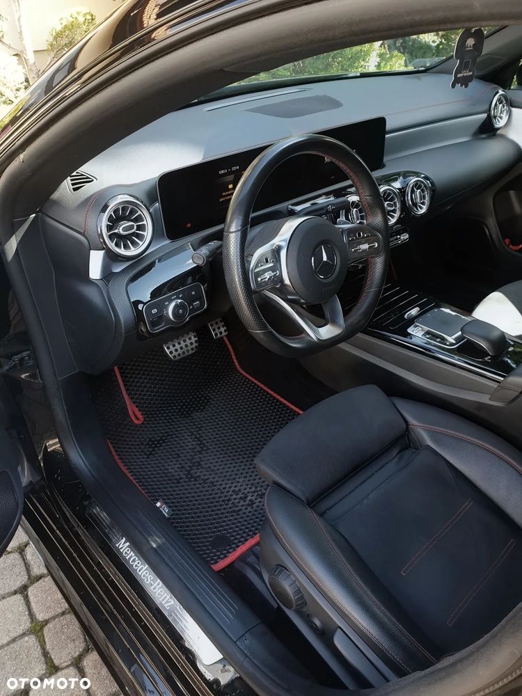 Mercedes-Benz CLA 200 AMG Line 7G-DCT - 10