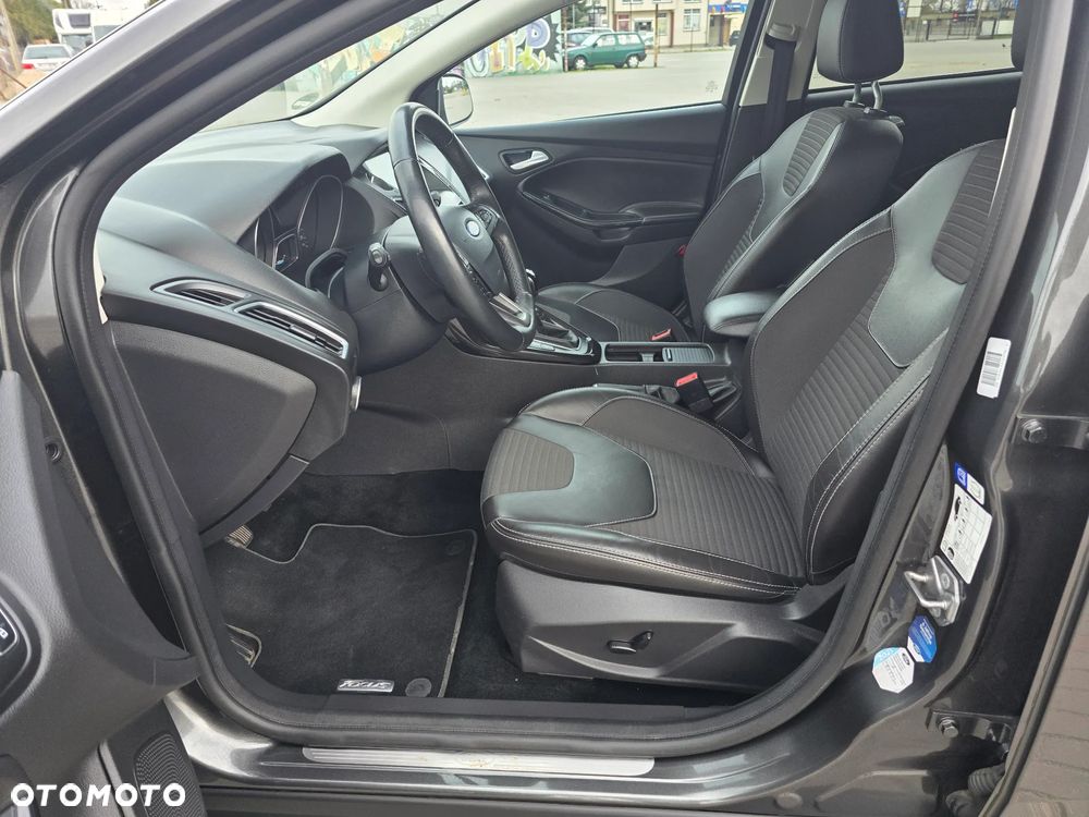 Ford Focus 2.0 TDCi Titanium ASS - 8