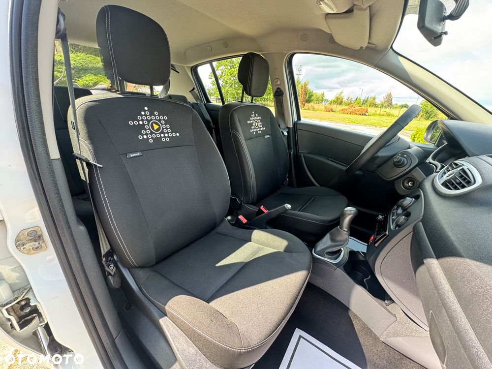 Renault Clio 1.2 16V 75 Yahoo - 23