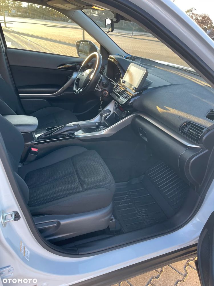 Mitsubishi Eclipse Cross 1.5 T GPF Intense Plus CVT 4WD - 11