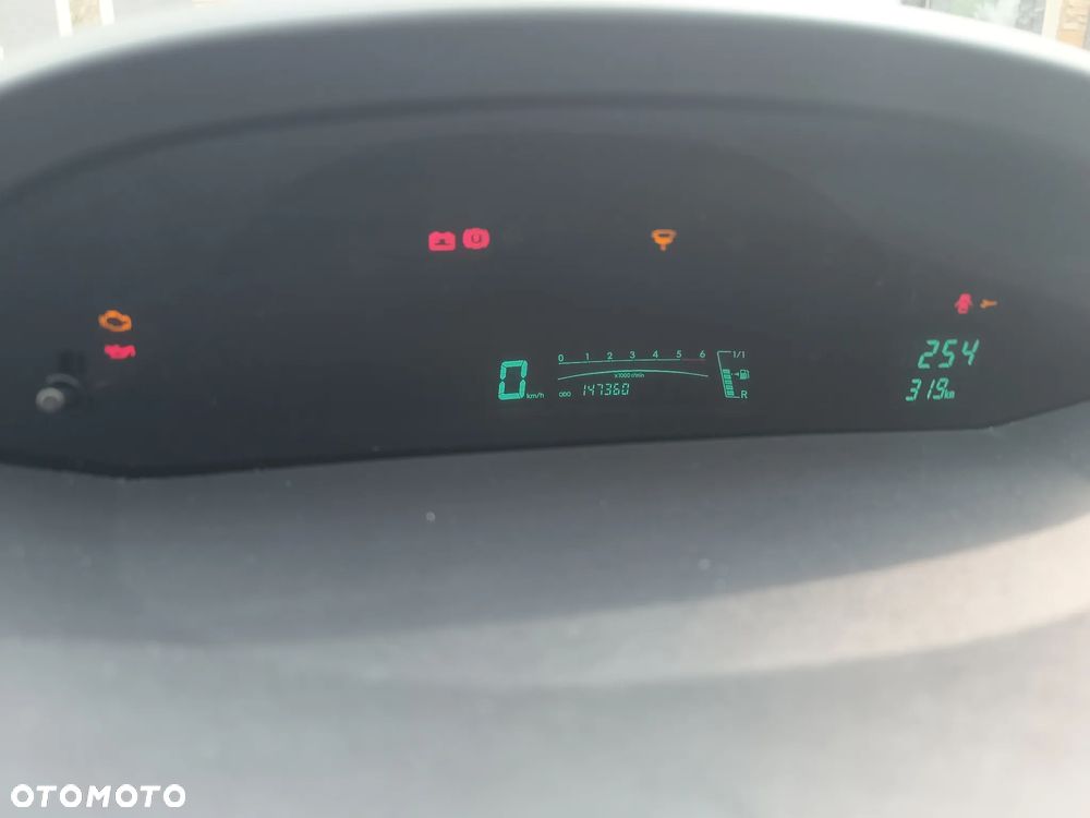 Toyota Yaris 1.4 D-4D Edition - 5