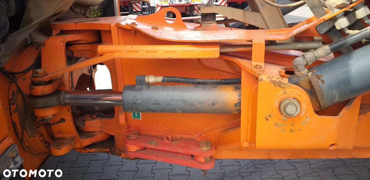 Doosan Wozidło przegubowe DOOSAN DA 30 - 18