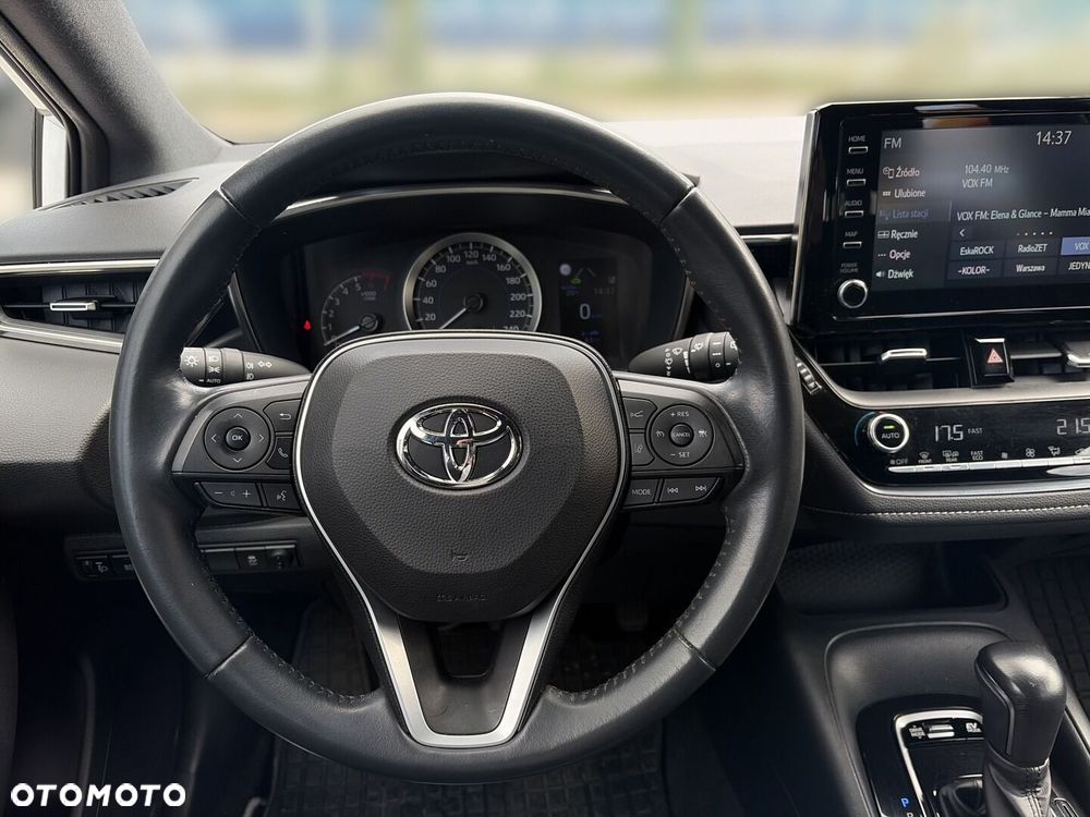 Toyota Corolla 1.8 Hybrid Comfort - 17