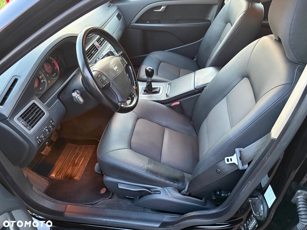 Volvo V70 2.0D Momentum - 22