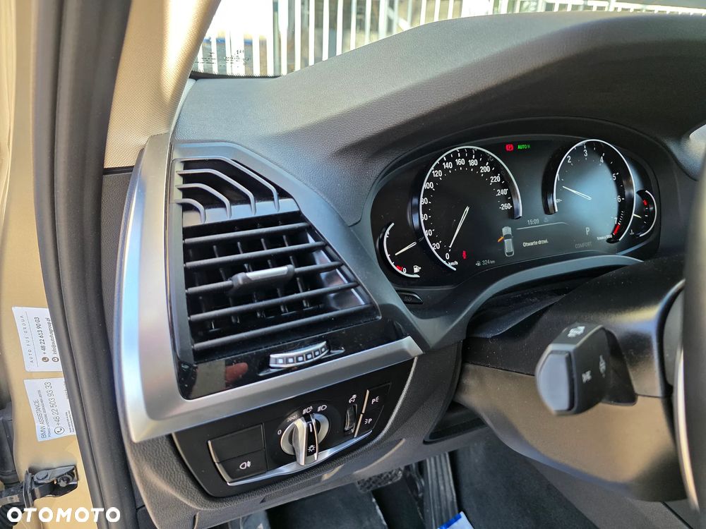 BMW X4 xDrive20i xLine sport - 7
