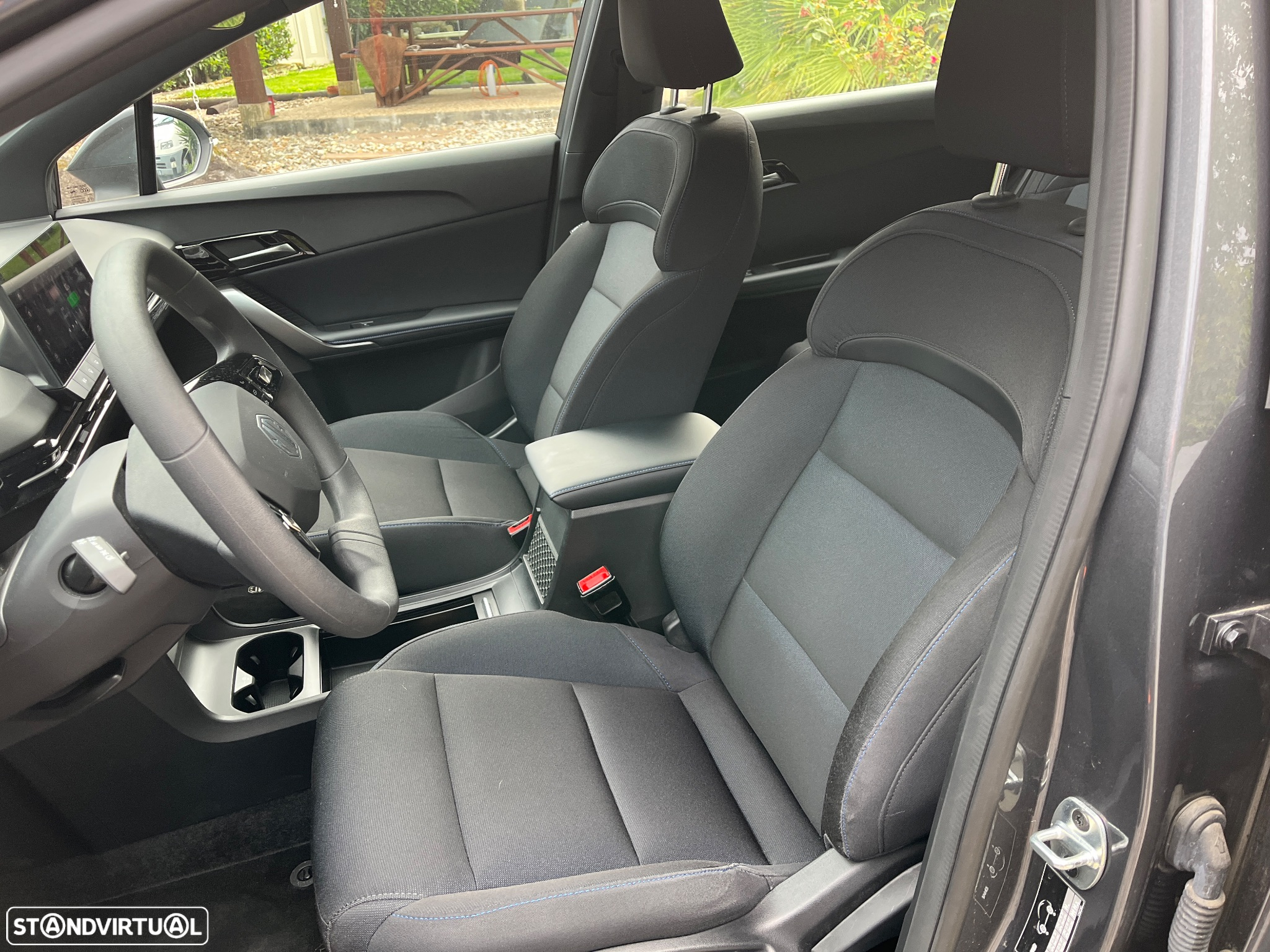 MG MG4 51 kWh Standard - 13