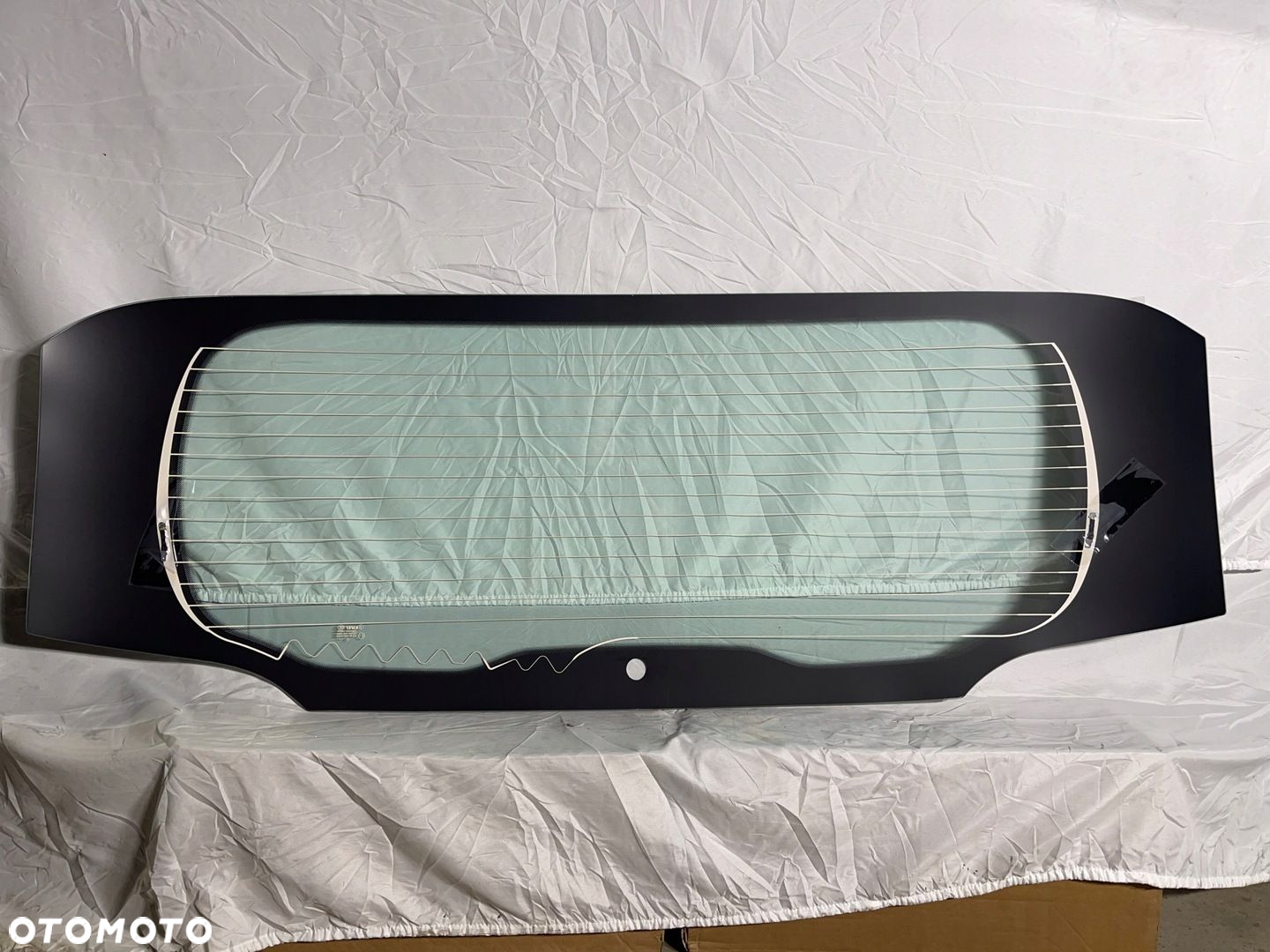 CHRYSLER PACIFICA SZYBA TYLNA NOWA 20017-2022 - 2