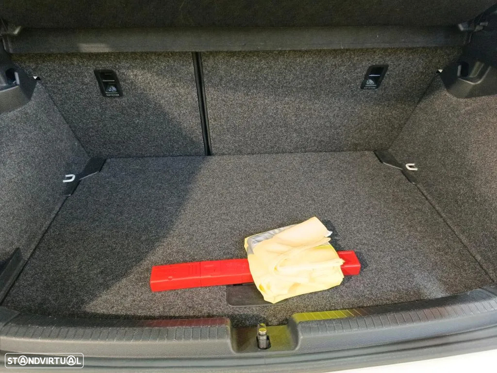 VW Polo 1.0 TSI Confortline - 13