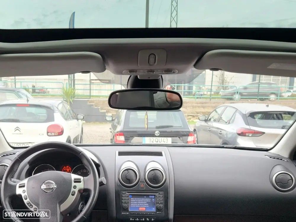 Nissan Qashqai +2 - 6