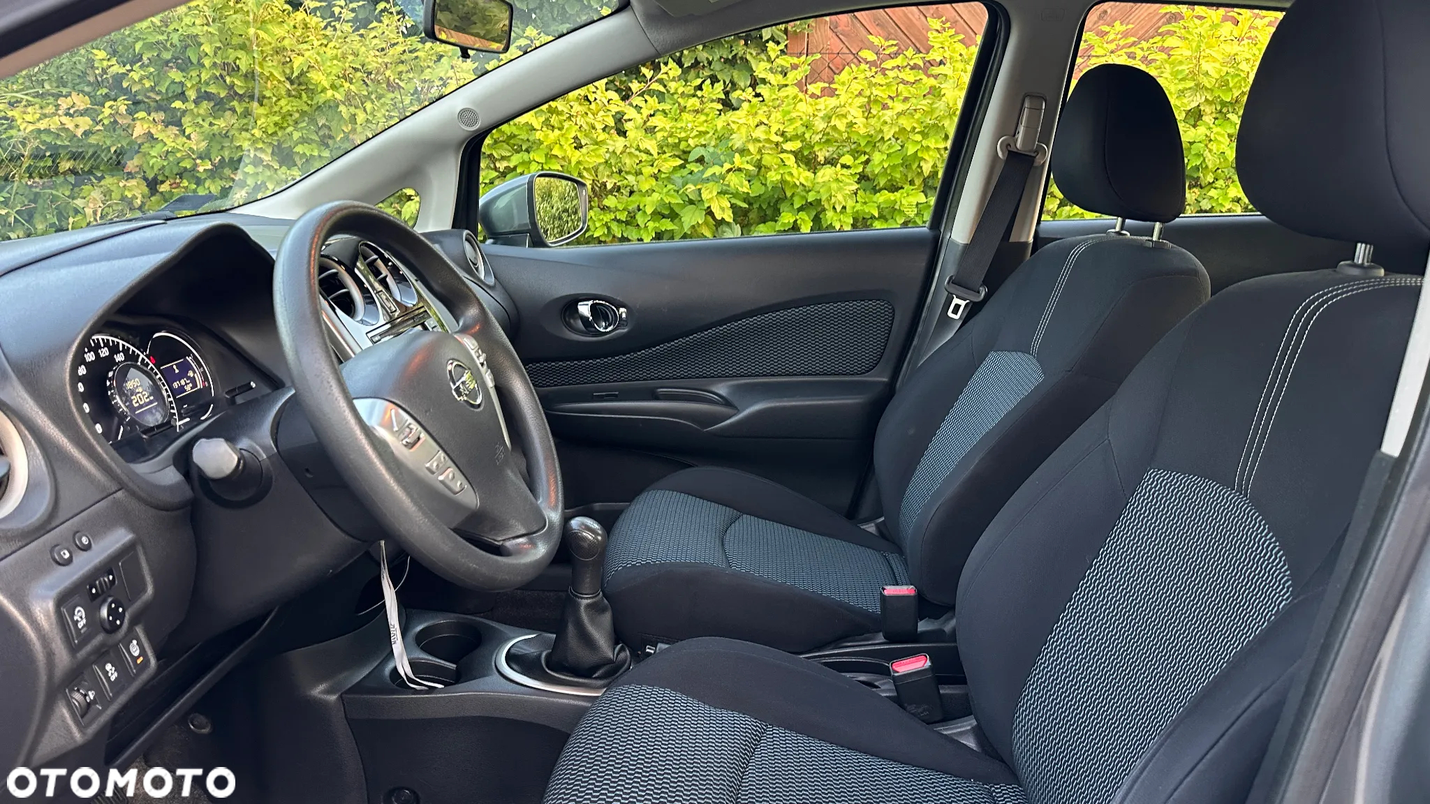 Nissan Note 1.2 Tekna EU6 - 3