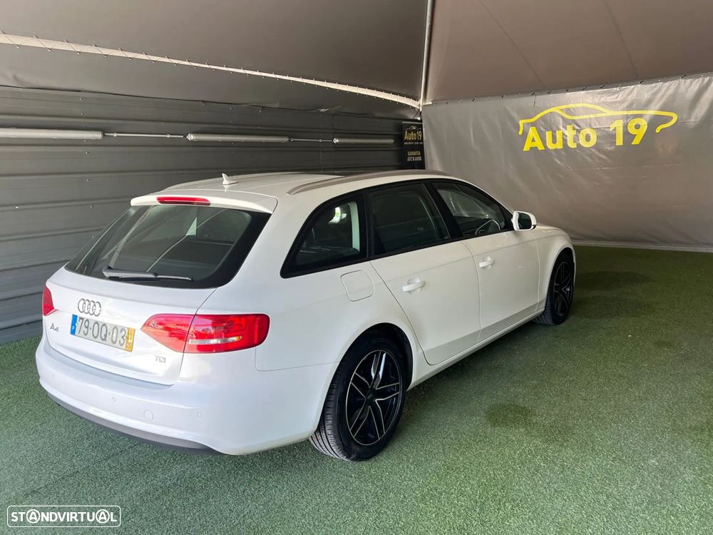 Audi A4 Avant 2.0 TDI Business Line Advance - 6
