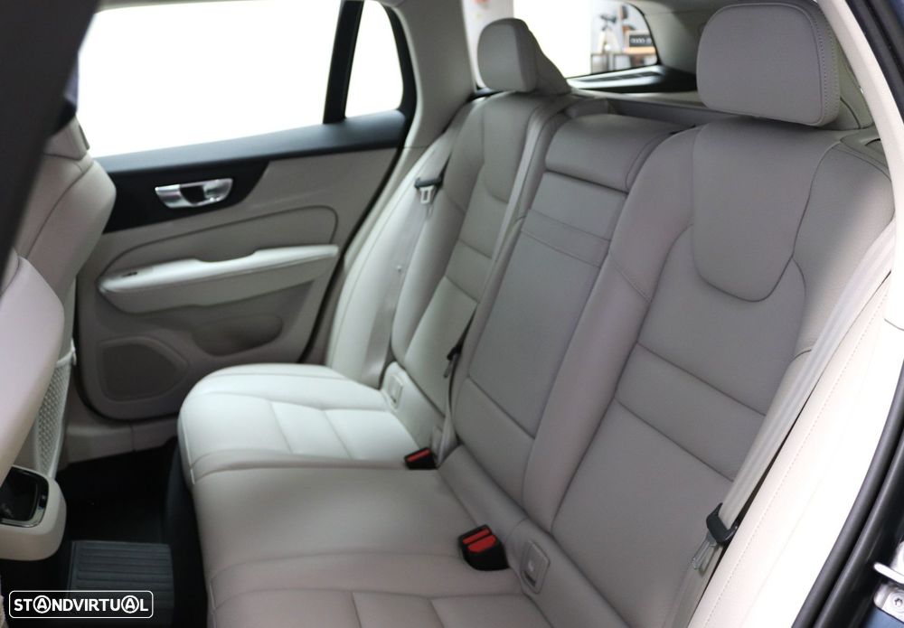 Volvo V60 2.0 T8 AWD TE Inscription - 38