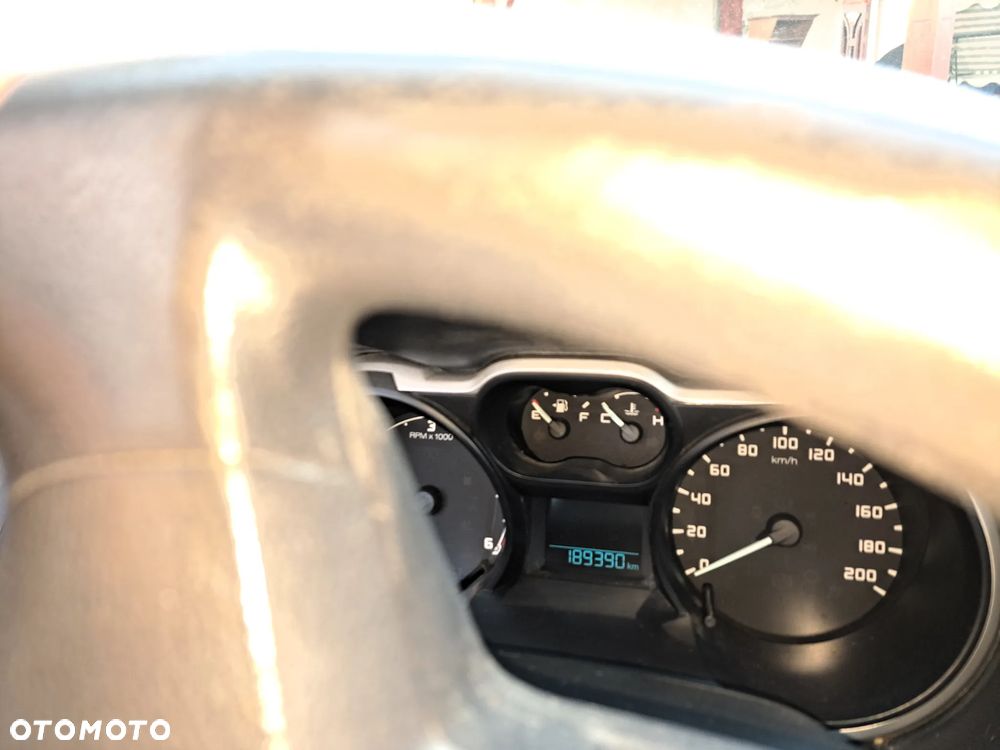 Ford Ranger 2.2 TDCi 4x4 DC Limited - 9