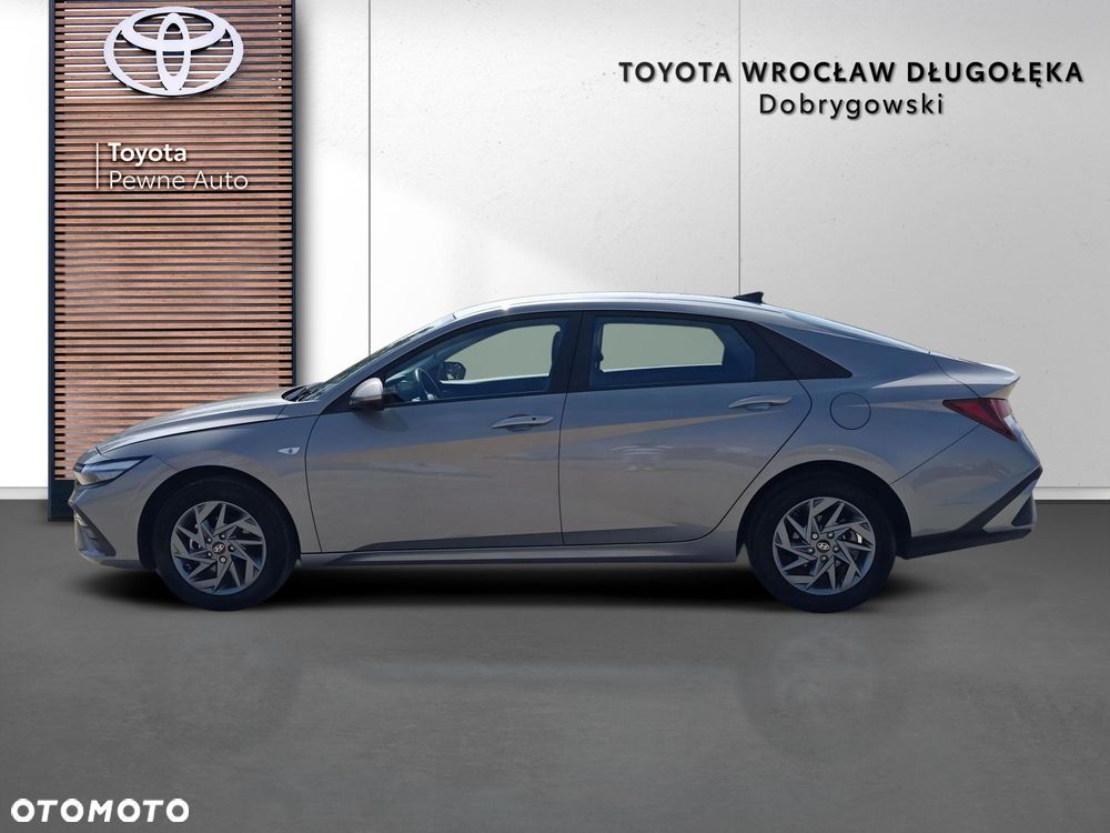 Hyundai Elantra 1.6 Smart - 4