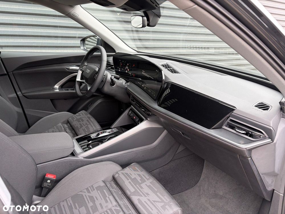 Audi Q5 Sportback - 12