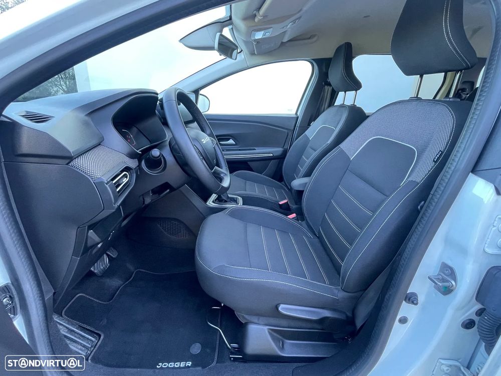 Dacia Jogger 1.6 Extreme 7L - 14