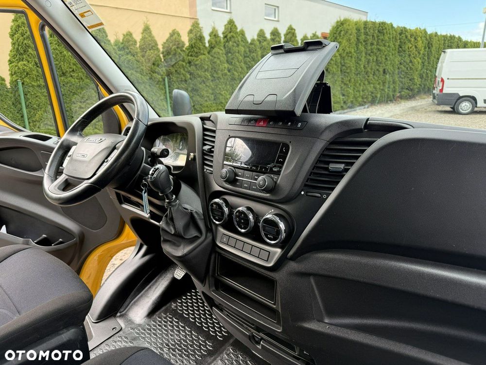 Iveco Daily - 12